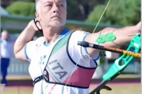 Kaiyun-包含Ning连续十二场比赛得分超过重返赛场，西班牙队不断突破！观众掌声雷动的词条